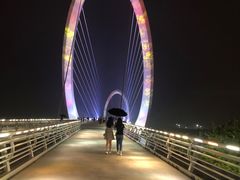 -南京眼步行桥