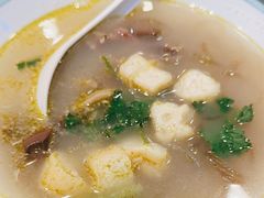 藤椒老鸭粉丝餐-小杨生煎(香港名都店)