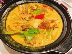 咖喱牛筋腩-肥仔文澳门猪骨煲(南京西路店)