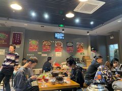 大堂-范贤光鸡公煲(平乐园总店)