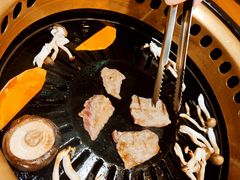 -炼火烤肉店