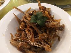 -山明水秀大饭店