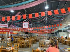 大堂-三千坪超级火锅市场·土灶牛肉火锅