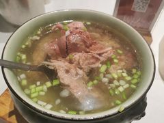 山泉水土猪肉汤-老湘亲·品鉴湘菜(湖里店)