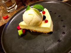 纽约芝士蛋糕-HIGH FIVE哈福手工汉堡(桂林路店)