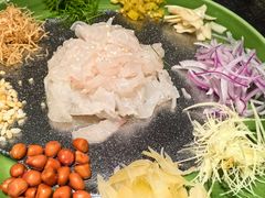 -得意咚瓜·顺德鱼生·冬瓜火锅(深圳首店)