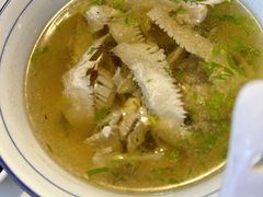 牛心钻-辉程汤粉(沿江店)