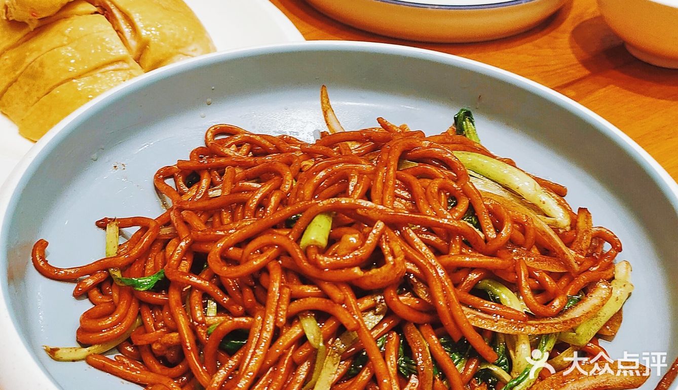 老上海弄堂里吃《老上海菜》