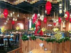 大堂-老滇山寨•云南特色菜•地方菜•民族风情歌舞表演(金碧店)