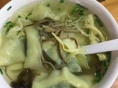 -忆秦园小笼包(惠山古镇总店)