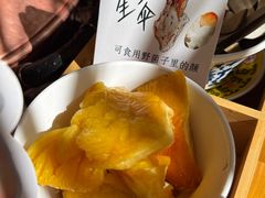 -菌自由丨野生菌火锅特色庭院餐厅(丽江古城店)
