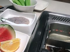 -海底捞火锅鲜切牛肉主题店(长寿路店)