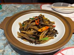 -哈啾嗨·新概念蒙餐(红星新城店)