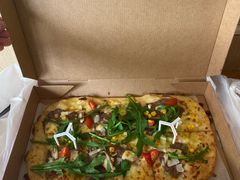 -必胜客(龙吴宅急送店)