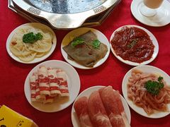 -山城年华老火锅(玉林店)