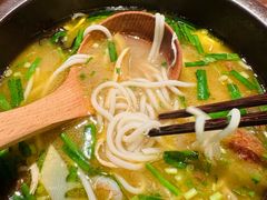 -良米山·云南野生菌过桥米线(上海首店)