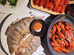 -肥肥虾庄·金牌油焖大虾(沙湖店)