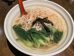 -李泉居