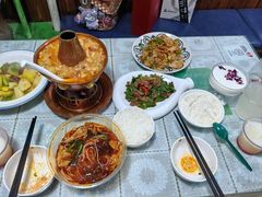 -蜗牛小馆醉乡民谣云南菜(惠新西里店)