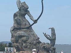 -巴陵广场