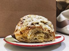 羊角-西点坊(浦东香格里拉店)