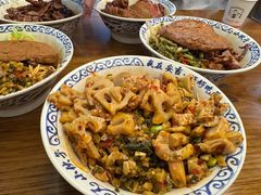 -梅溪·小伙子干挑面(安吉总店)