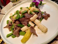 酸藕尖炒牛肉-燊荣记(北京路店)