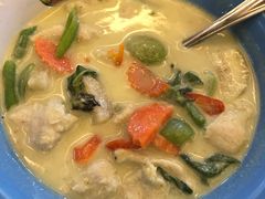 绿咖喱鸡肉-BAI BUA RESTAURANT