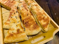 饽饽饼-王明古法砂锅居(开化寺店)
