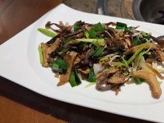 炒杂菌-炊烟餐厅
