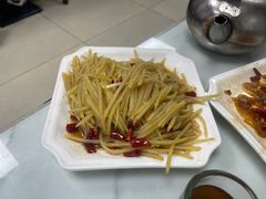 -黑皮酸菜鱼(三山街店)