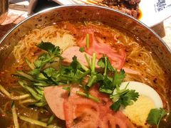 -喝丢一只鞋辣炒海鲜小烧烤(三八广场店)
