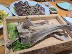 -一群羊手扒肉·火锅·早茶(远东公寓店)