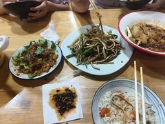 -朱大嘴肥肠血旺(福字街店)