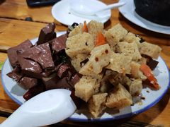 -虹兴砂锅店