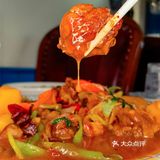 大盘鸡 来到他家大盘鸡都是首选美味了，一大盘上来