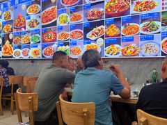 -大肚水饺锅贴·家常融合菜(新港店)