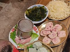 -旧街市鲜货老火锅(大光路店)