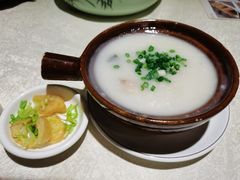 -聚鲜港（五洞）牛肉自选火锅