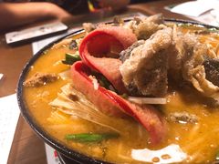 招牌炸酱小锅米线-肥汁米蘭香港米线(宁波路总店)