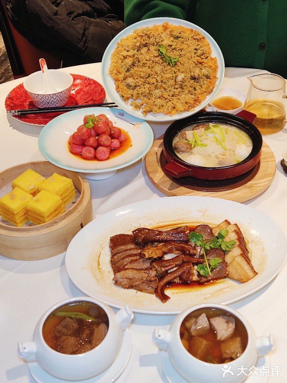 逛完花街哪里吃饭?来潮豪轩！