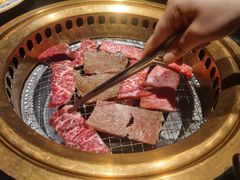 -山川小町·极番烧肉(新地假日广场店)
