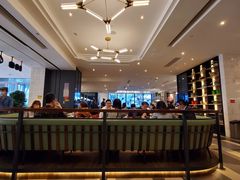 -港丽餐厅(高德置地店)