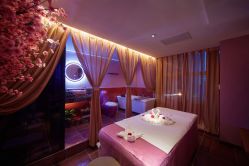 -琦品高端美容SPA私佳美场