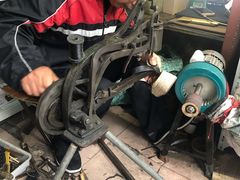 -静安寺修鞋修包修拉链