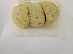 弹肉松麻薯球-啊噗吐呦现场烘焙(麦凯乐店)