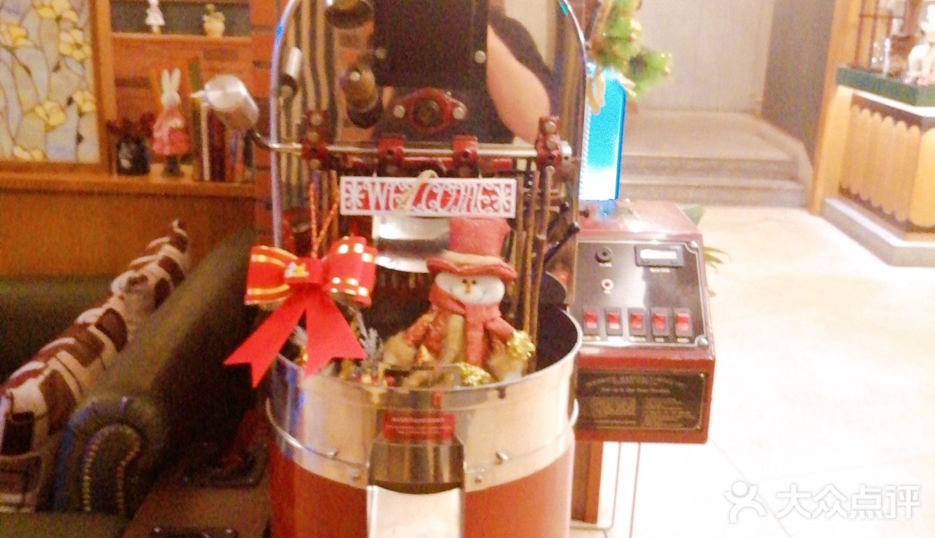 做为一家本土的老牌泰式火锅店,呈贡店我还是第一次来