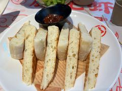 -肥肥虾庄·金牌油焖大虾(汉街SKP店)