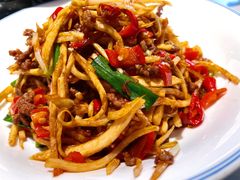 茭瓜炒牛肉-大碗先生(万科金色梦想店)