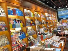 -西西弗书店&矢量咖啡(凯德晶萃广场店)